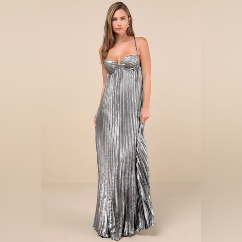 Lulu's Silver Metallic Pleated Spaghetti-Strap Maxi Dress